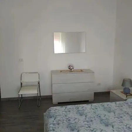 1 Cettina Iun S3373 Apartment